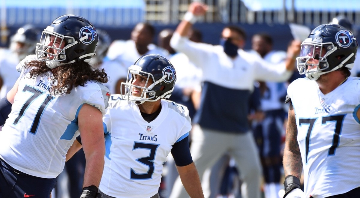 Tennessee Titans Release Final Injury Report and Make Roster Moves Ahead of  Week 3, DeAndre Hopkins Questionable - Sports Illustrated Tennessee Titans  News, Analysis and More