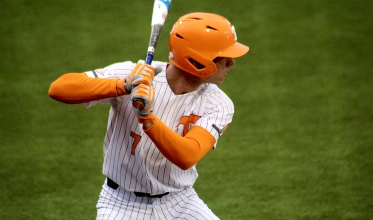 See Tennessee baseball's Drew Gilbert bat flip after 9th inning home run