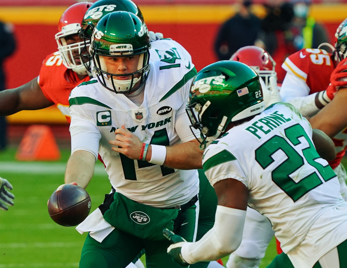 New York Jets running back La'Mical Perine endorses Sam Darnold ...