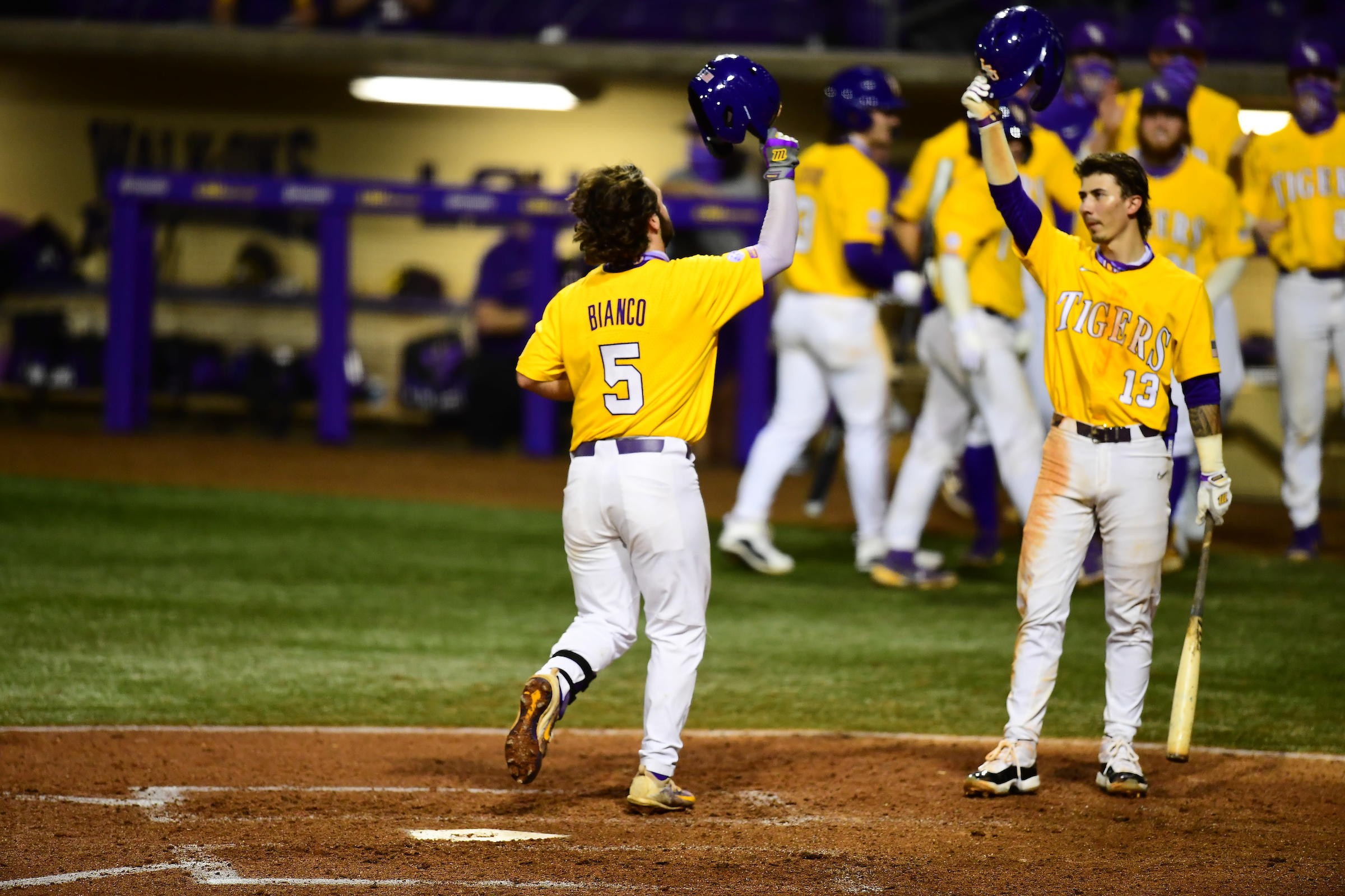 LSU Baseball Overpowers Nicholls at the Plate En Route to 140 Win
