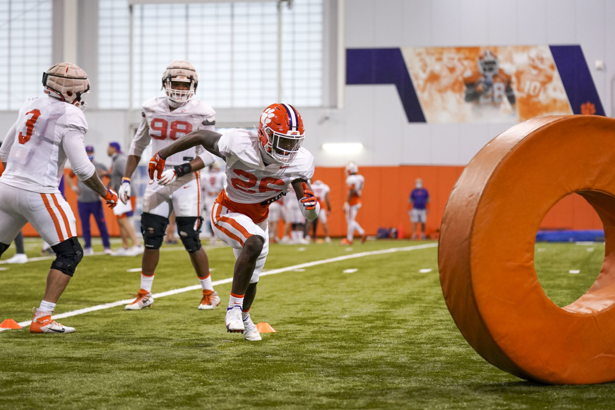 Clemson Football Returns to Spring Practice for Important Week Sports