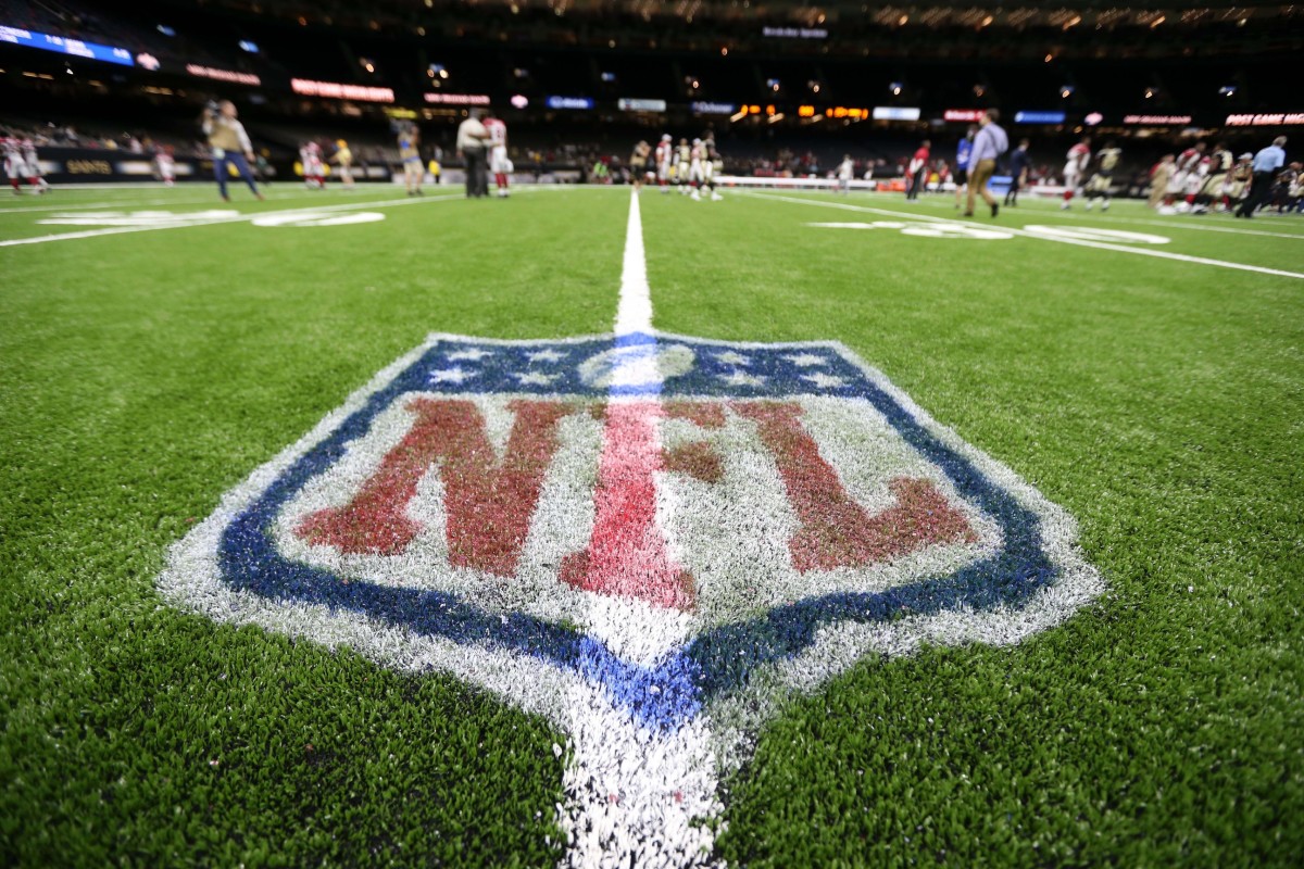 nfl-sets-2022-salary-cap-at-208-2-million-sports-illustrated-new