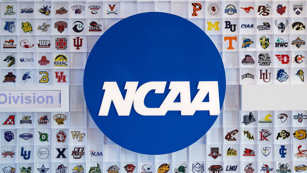 NCAA Team Logo Money Clip (Select Team)