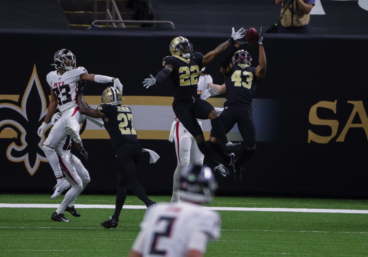 Nov 22, 2020; New Orleans, Louisiana, USA;  Saints safety Marcus Williams (43) intercepts a pass. Mandatory Credit: Derick E. Hingle-USA TODAY 