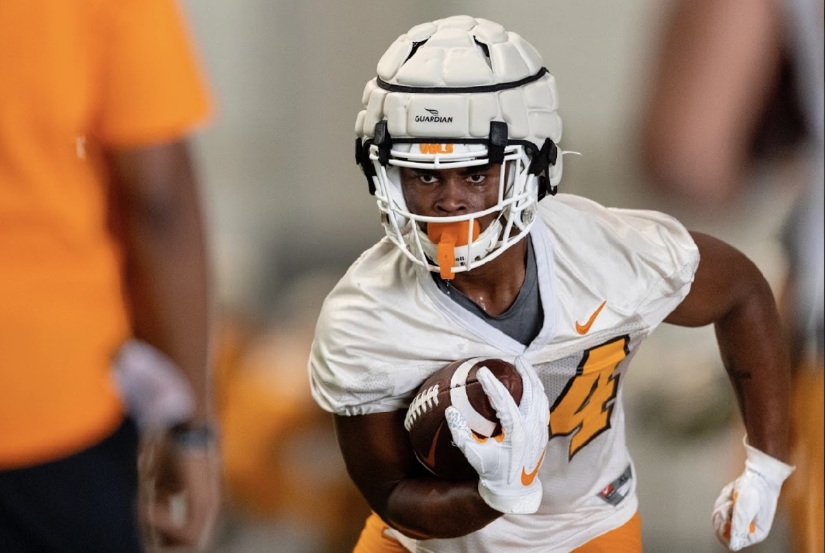 Just In: Vols RB Tee Hodge Enters Transfer Portal - Sports Illustrated ...