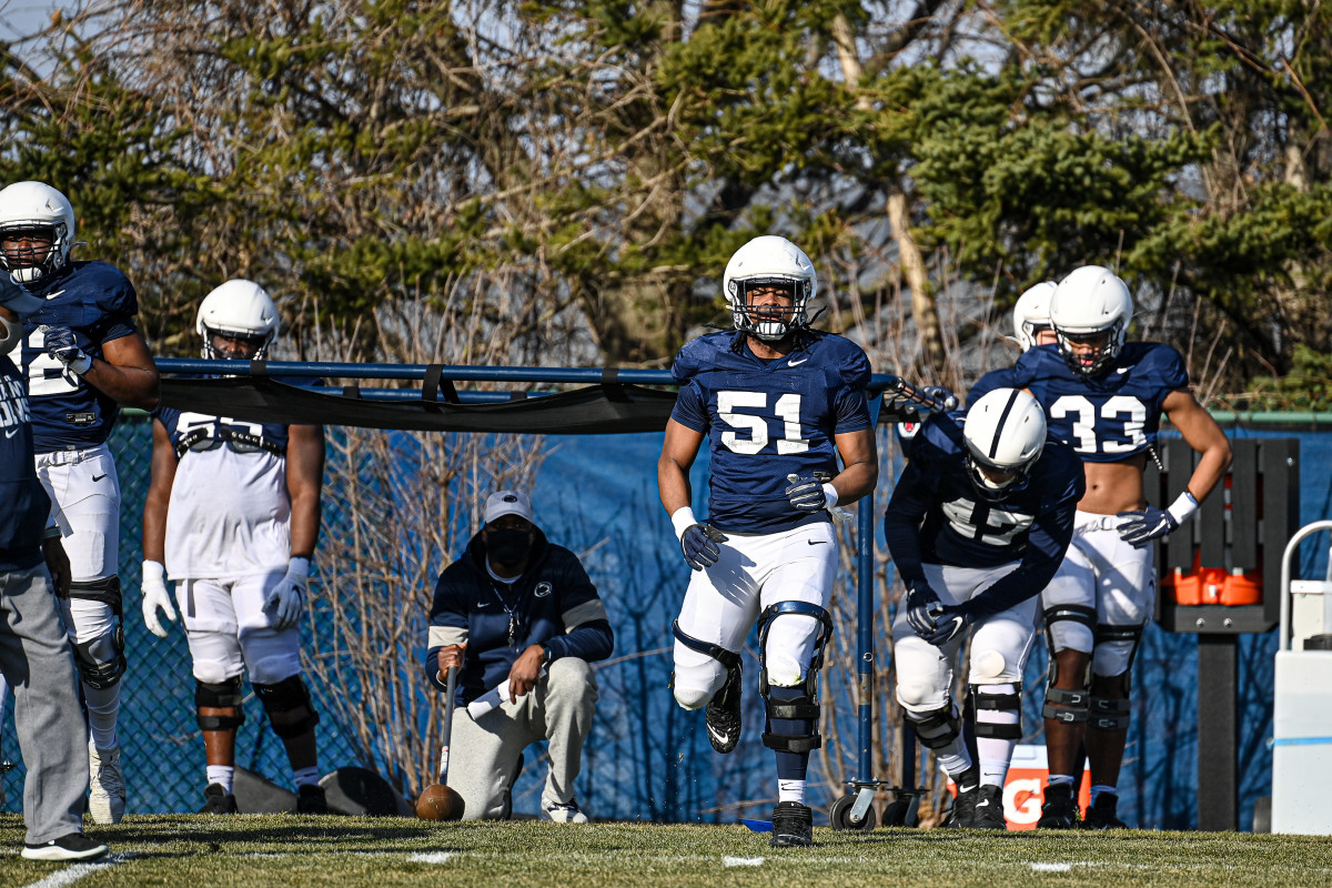 Offensive lineman Hakeem Beamon (Penn State Athletics)