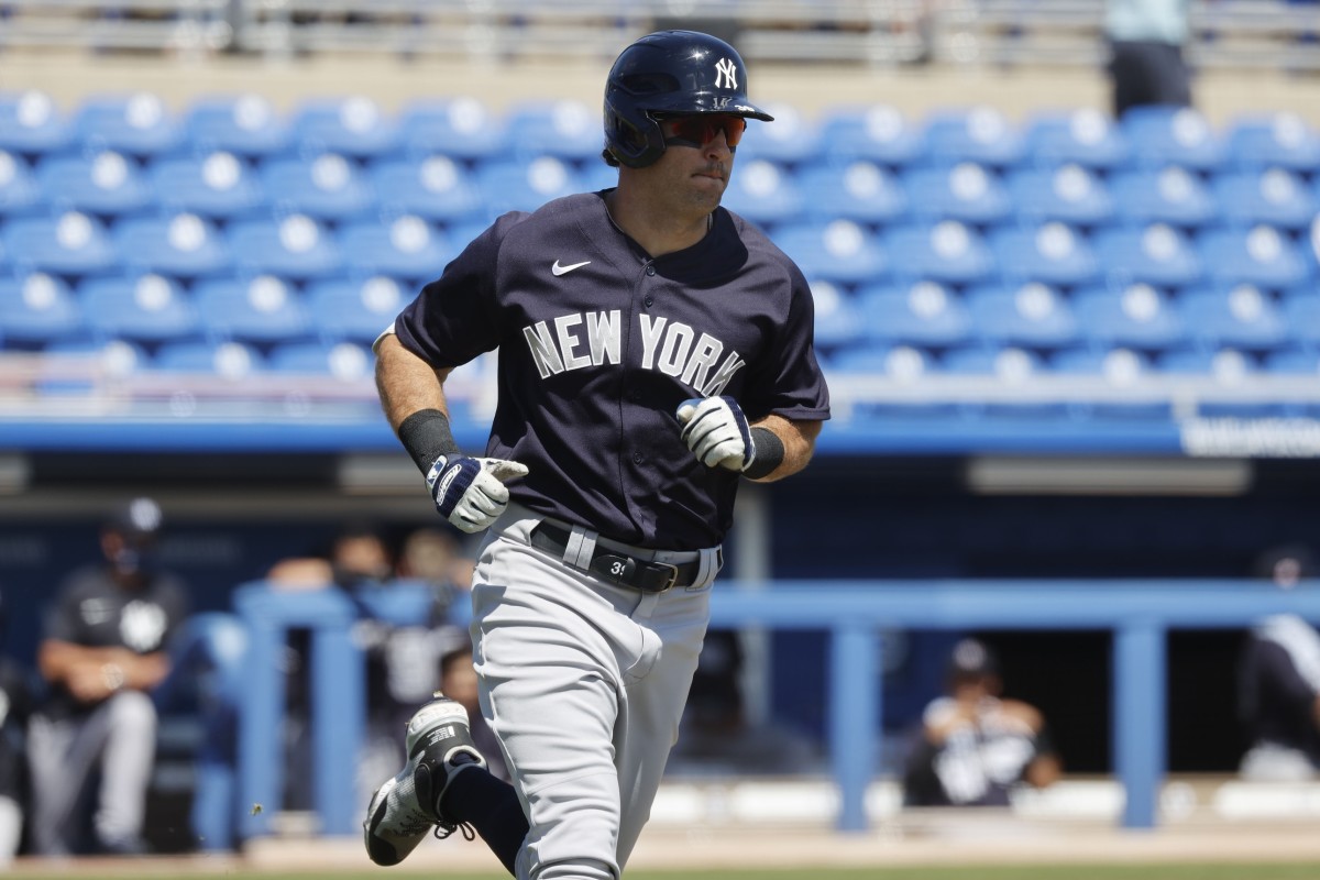 New York Yankees OF Mike Tauchman exits game calf injury - Sports