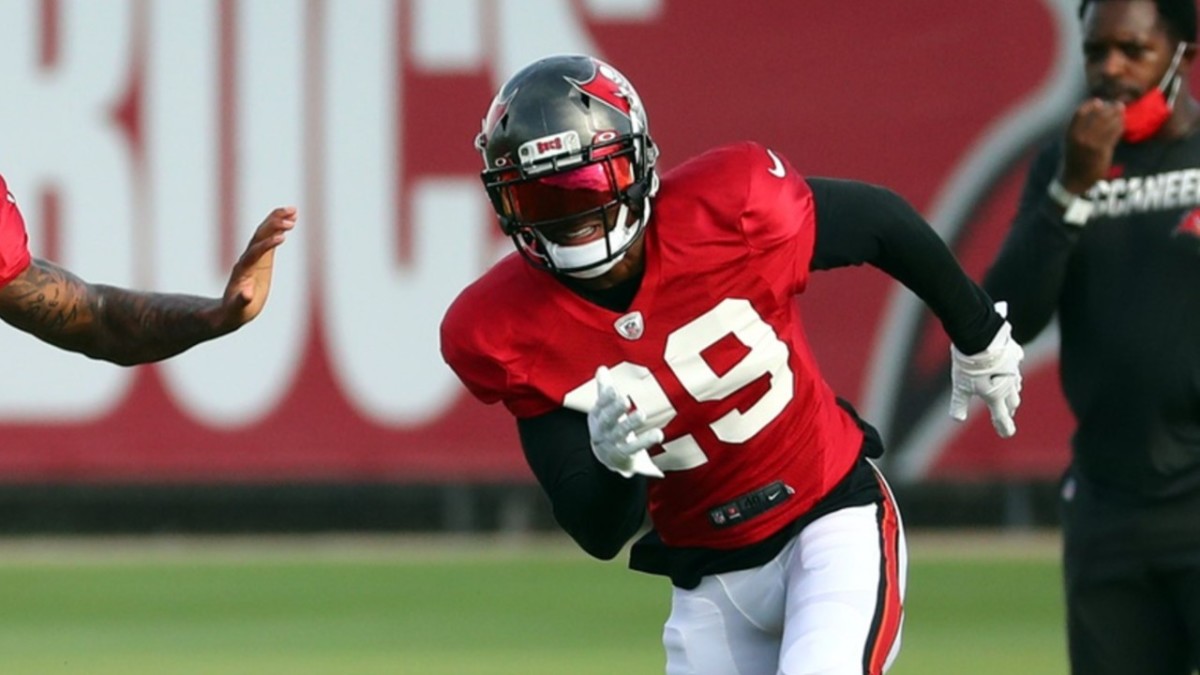 Chargers News: Bolts signing former Bucs CB/ST Ryan Smith - Bolts From The  Blue