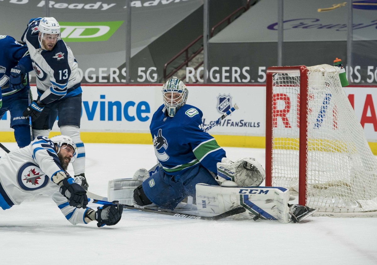 Thatcher Demko Agrees To Big Extension with Vancouver Canucks - Sports ...