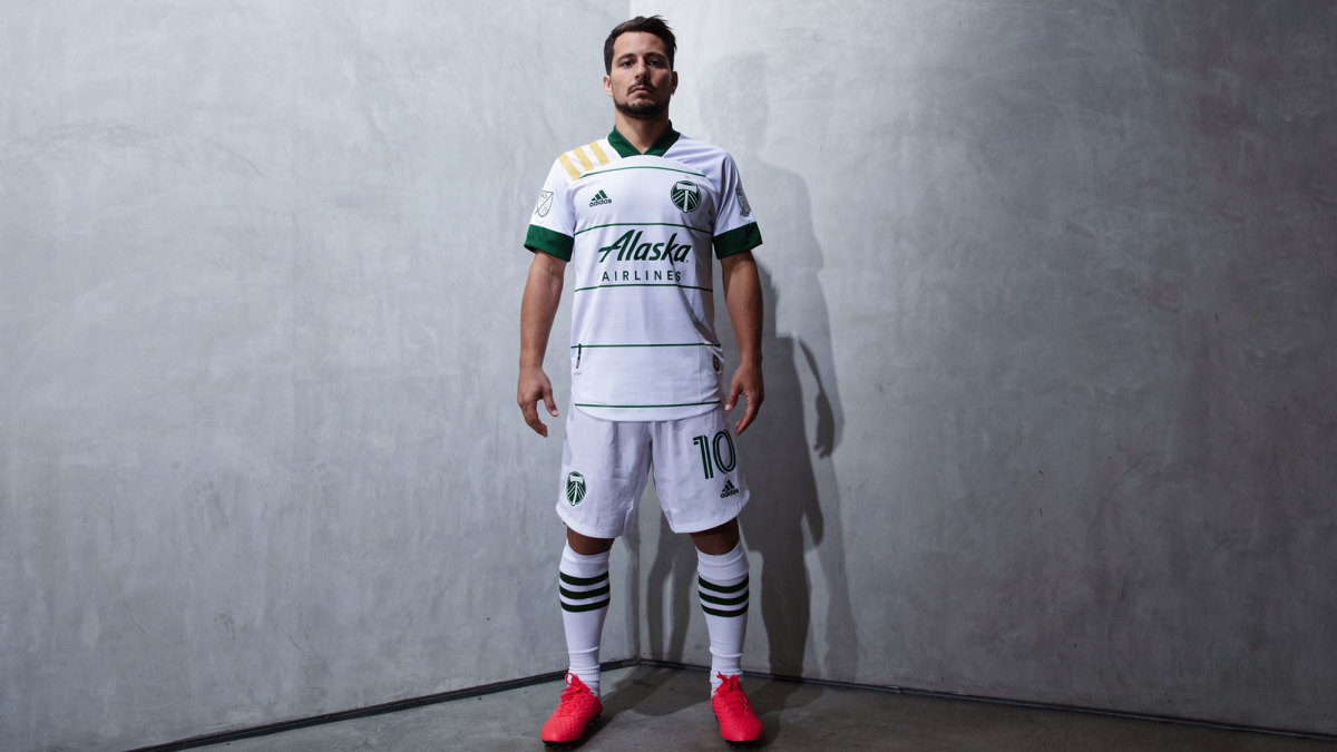 Sporting's new secondary jersey unveiled ahead of 2020 MLS season