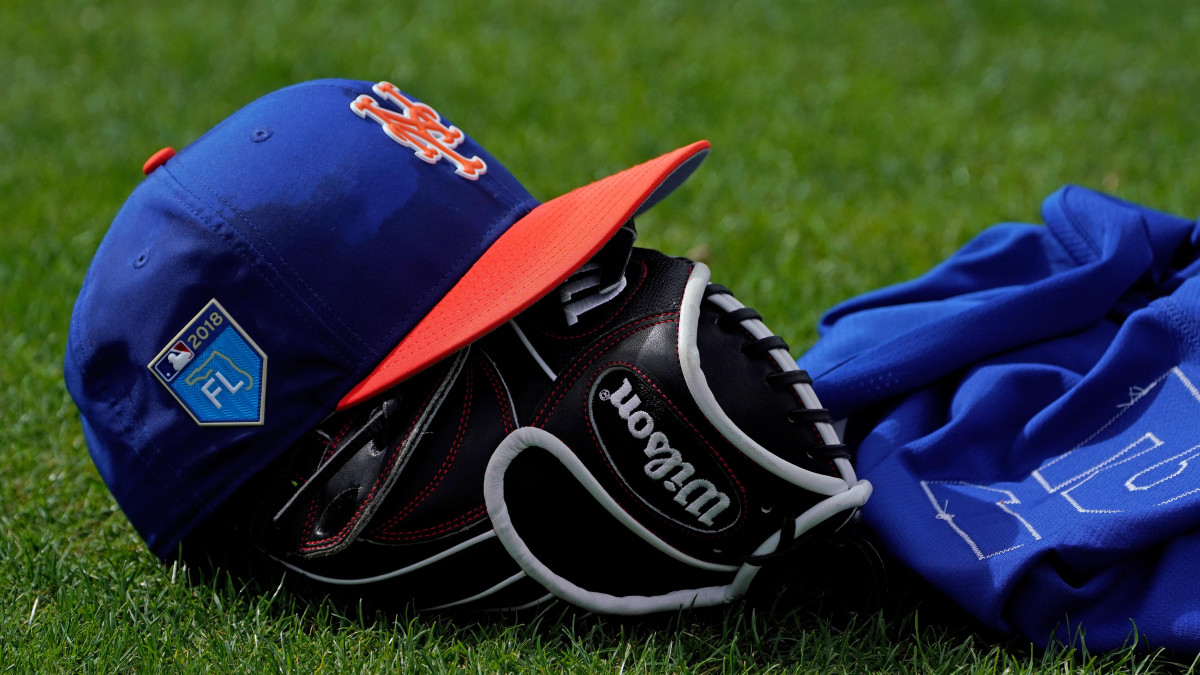 Mets won't let minor leaguers use renovated clubhouse - NBC Sports