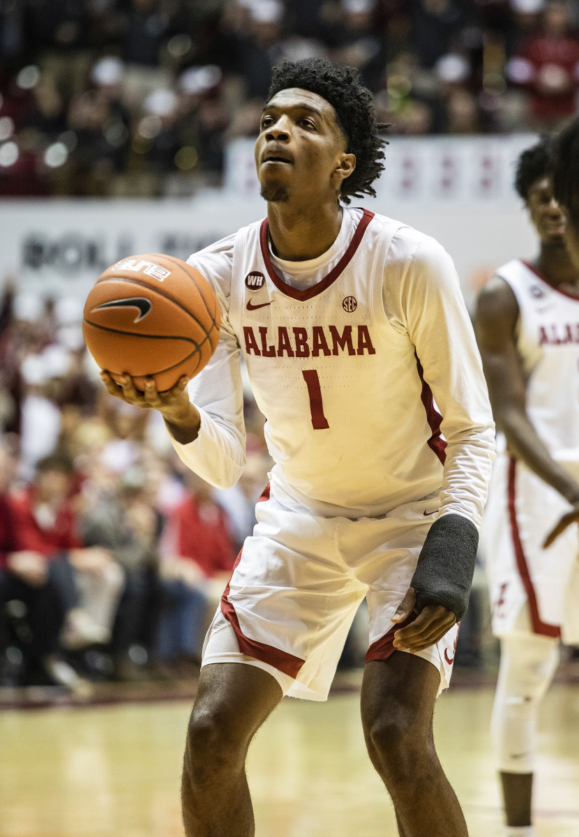 Alabama's Herbert Jones plays against LSU during the championship game at  the NCAA college bask …