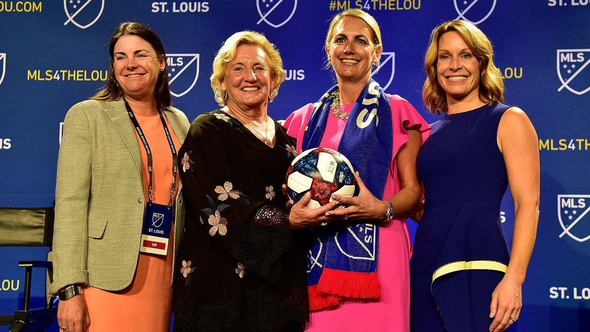 Carolyn Kindle leads a history-making family group that brought an MLS team  to St. Louis and is off to a soaring start before it even plays a game