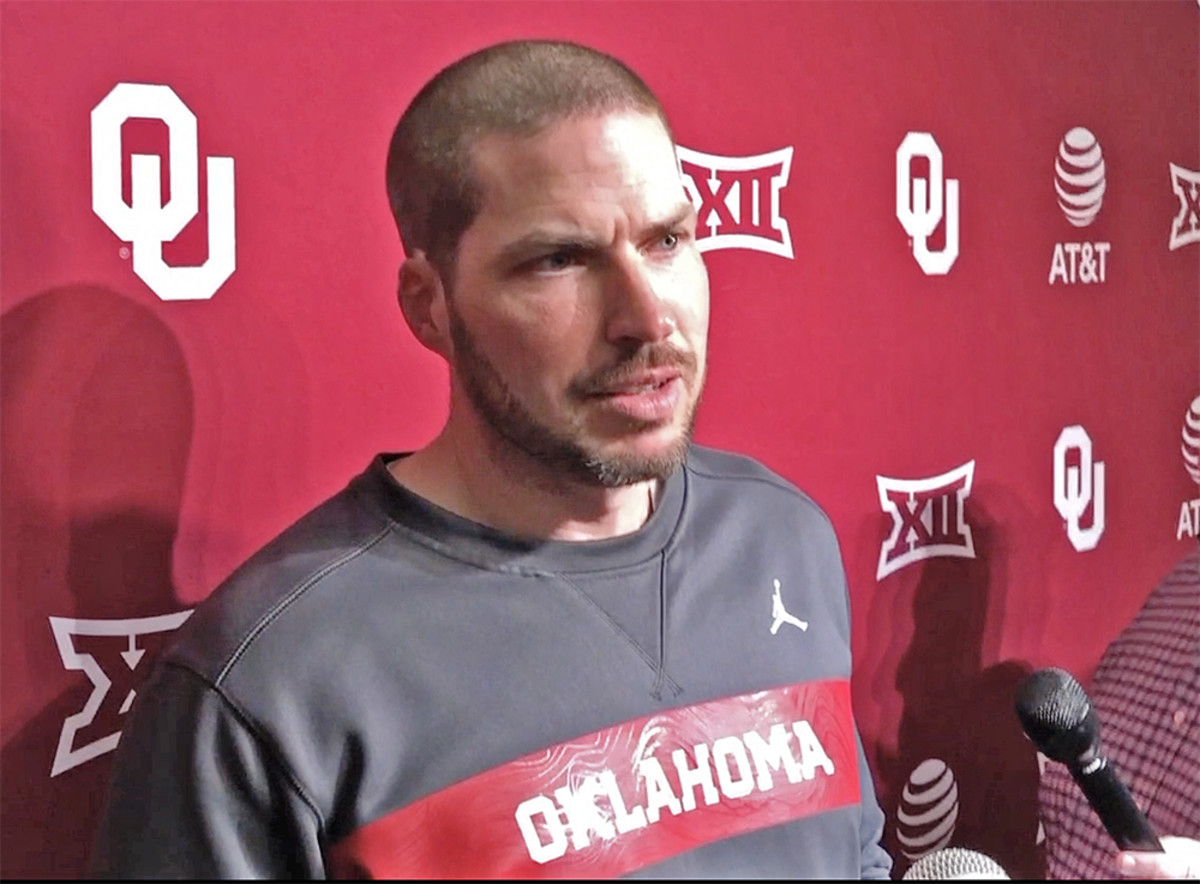 Oklahoma Sooners defensive coordinator Alex Grinch on spring football