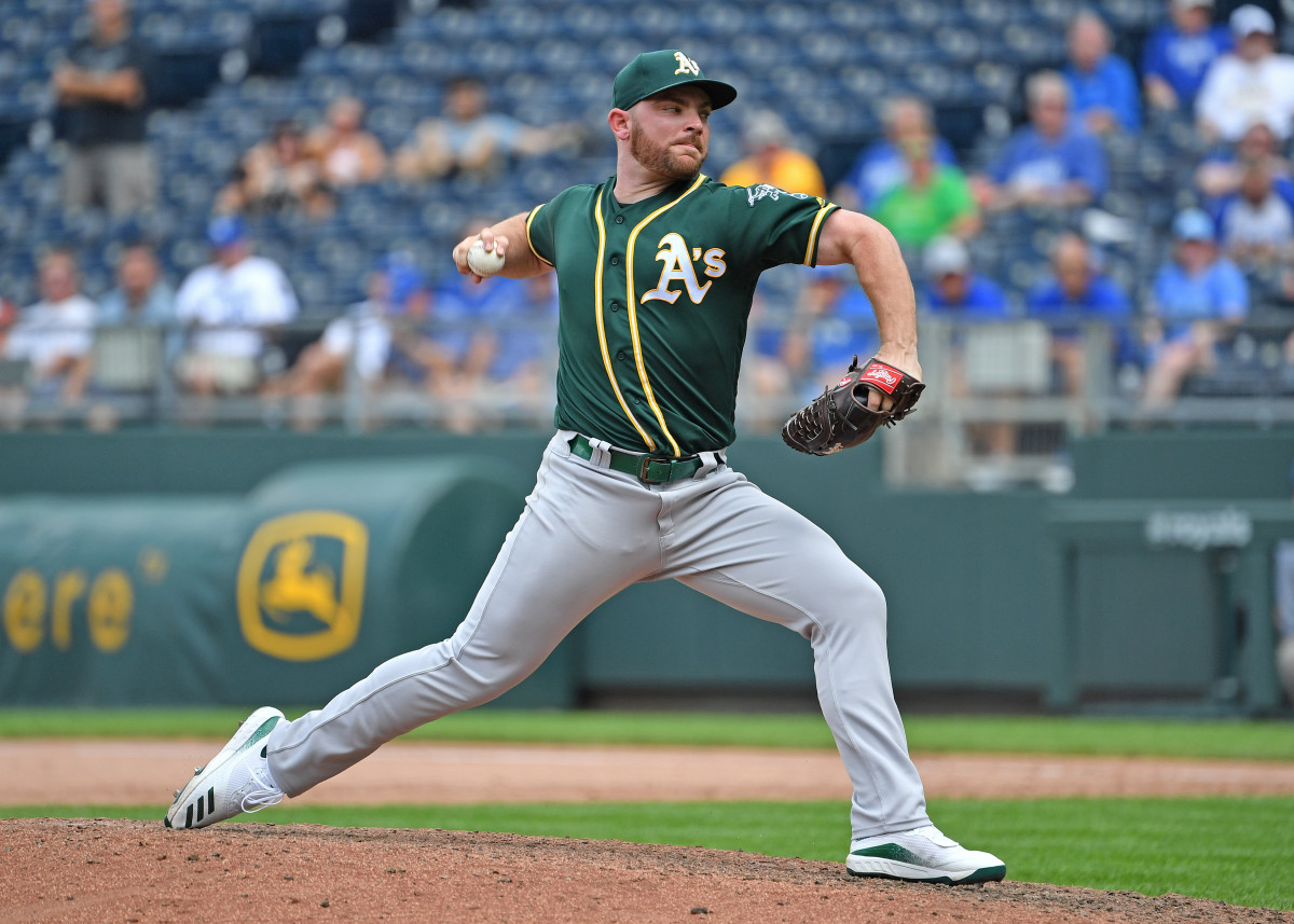 Oakland A's Liam Hendriks talks about life without baseball 