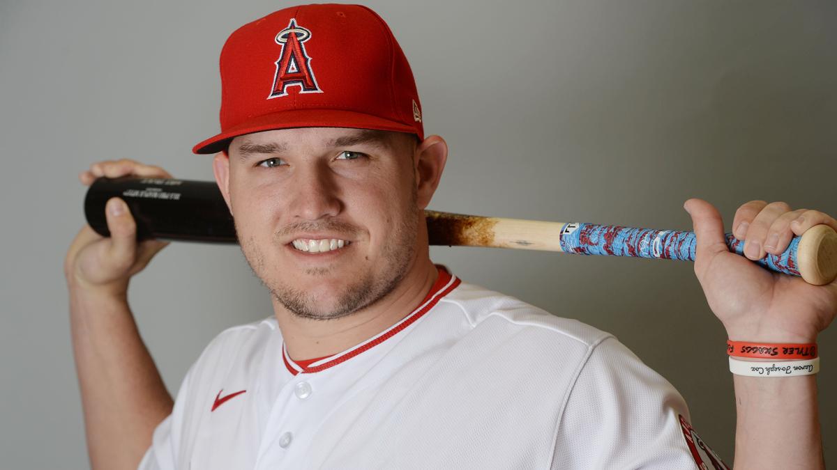 From Flow to Fade: The Many Hairstyles of Mike Trout - wide 3