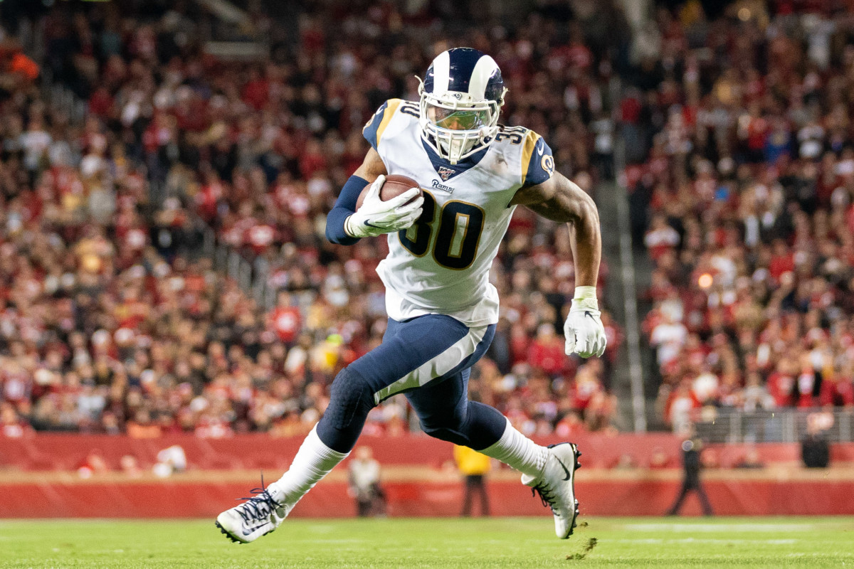 Former Georgia Football Rb Now Falcon Todd Gurley Is Feeding Atlanta