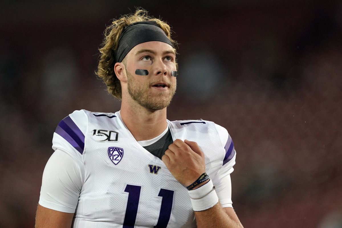 Oct 5, 2019; Stanford, CA, USA; Washington Huskies quarterback Jacob Sirmon (11) stands on the field before the game against the Stanford Cardinal at Stanford Stadium. Mandatory Credit: Darren Yamashita-USA TODAY Sports