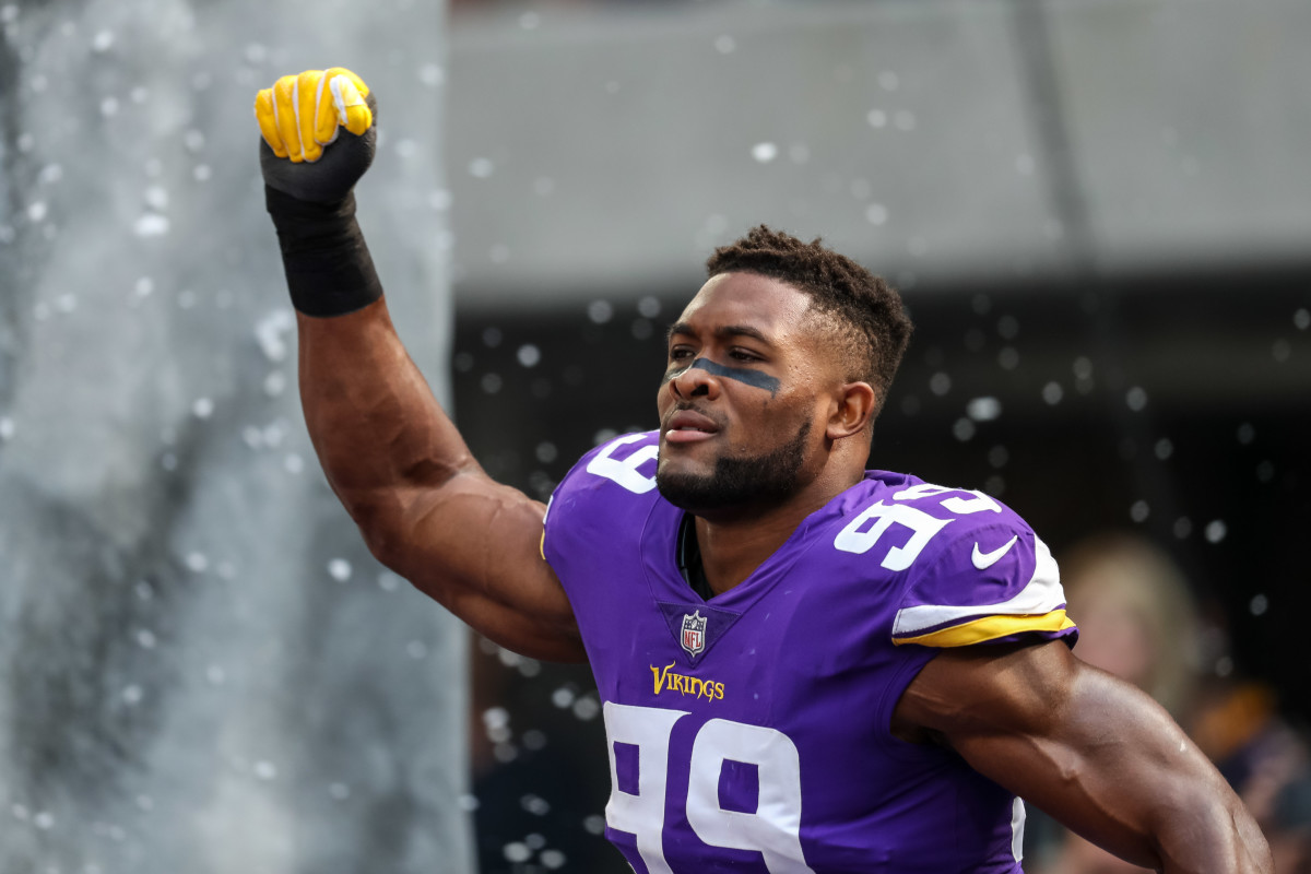 Danielle Hunter Embracing Leadership Role As He Heads into Year Six