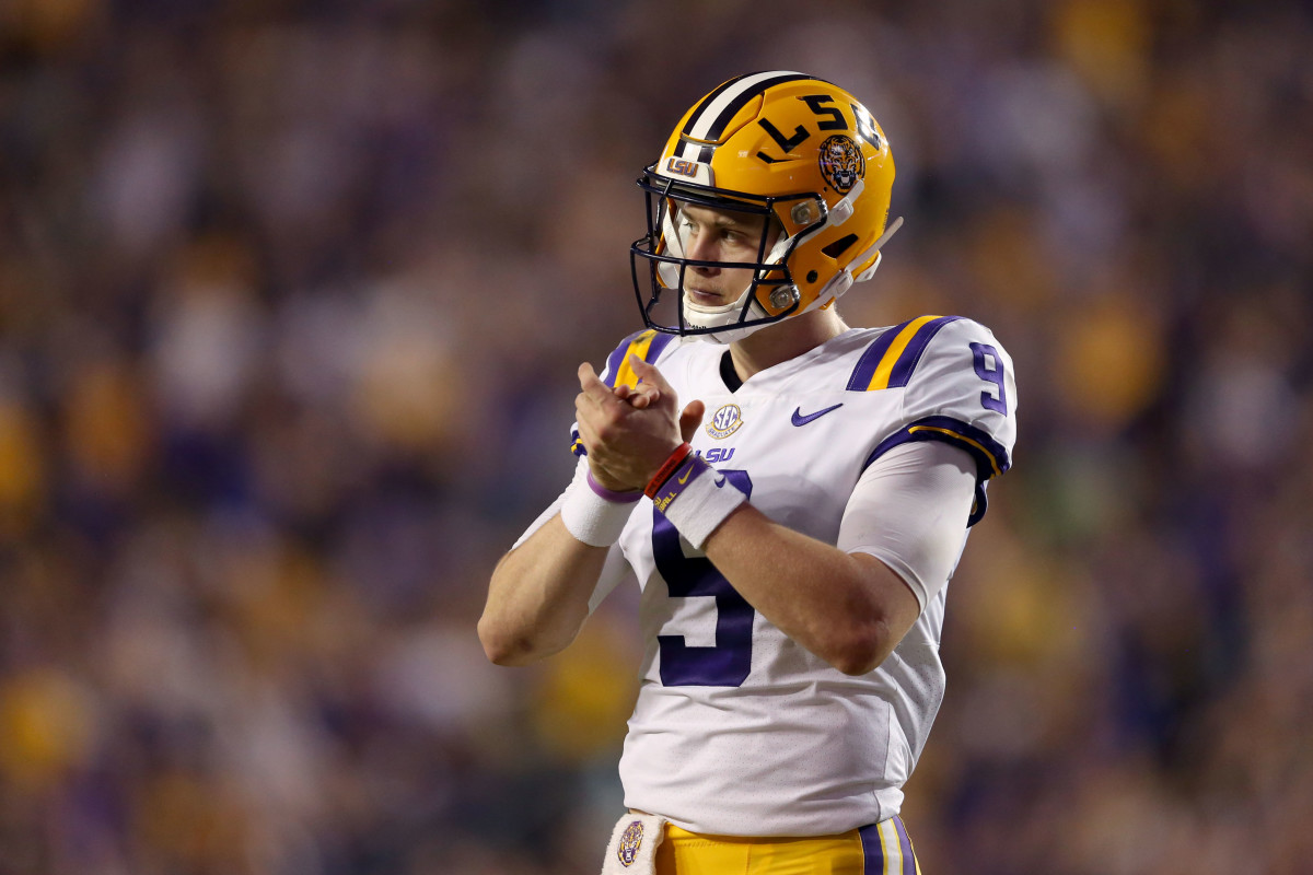 Joe Burrow LSU Tigers Autographed Purple Nike Game Jersey with 19 Heisman  Inscription