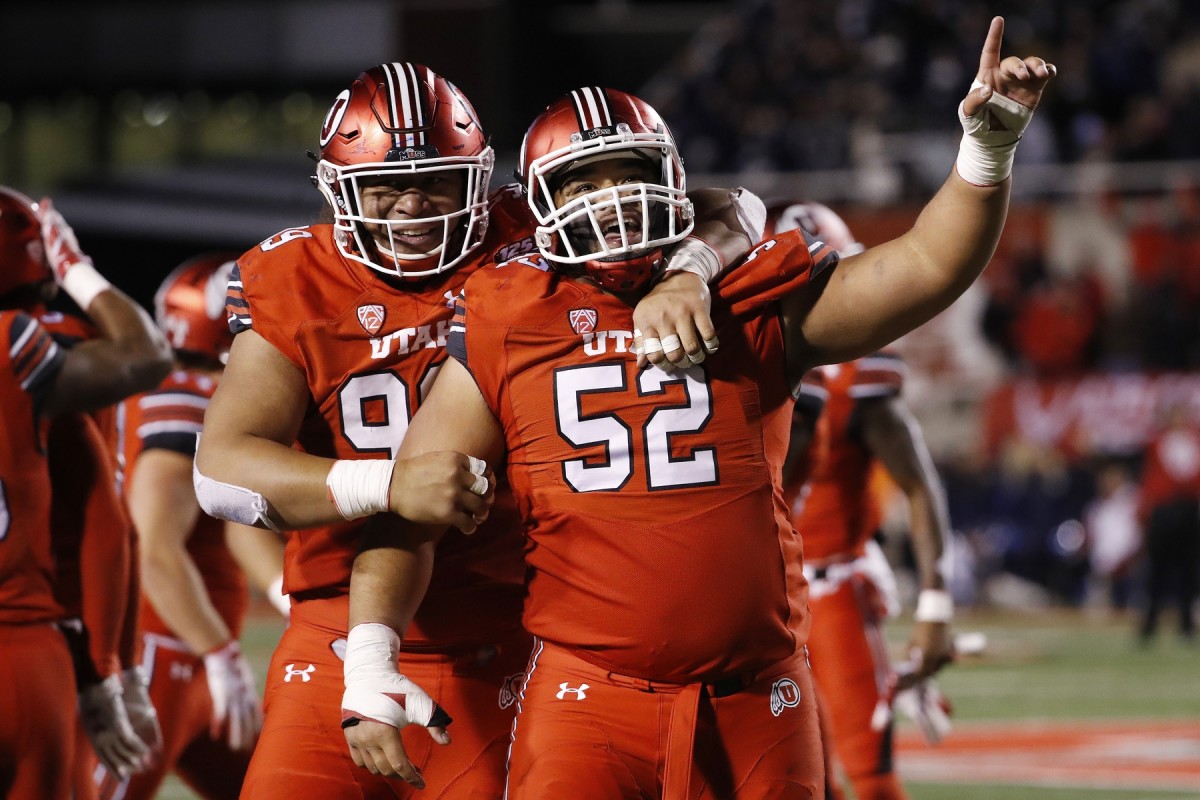 Bradlee Anae awarded Pac-12's defensive lineman of the week - Sports  Illustrated Utah Utes News, Analysis and More