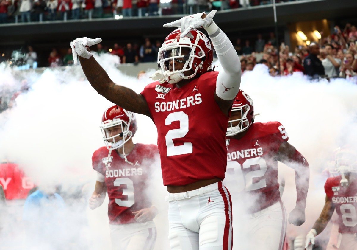 Report: Former Oklahoma Sooner WR CeeDee Lamb signs with Dallas Cowboys -  Sports Illustrated Oklahoma Sooners News, Analysis and More