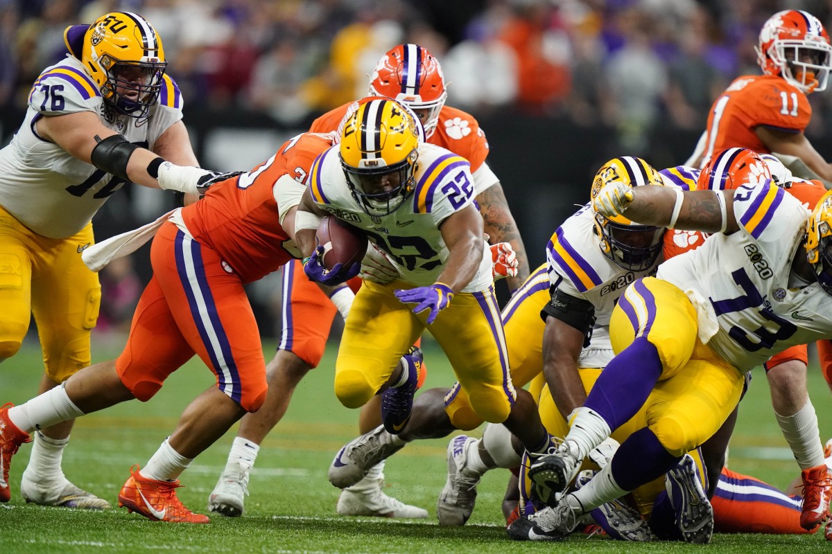 Kansas City Chiefs Draft LSU RB Clyde EdwardsHelaire with the 32nd