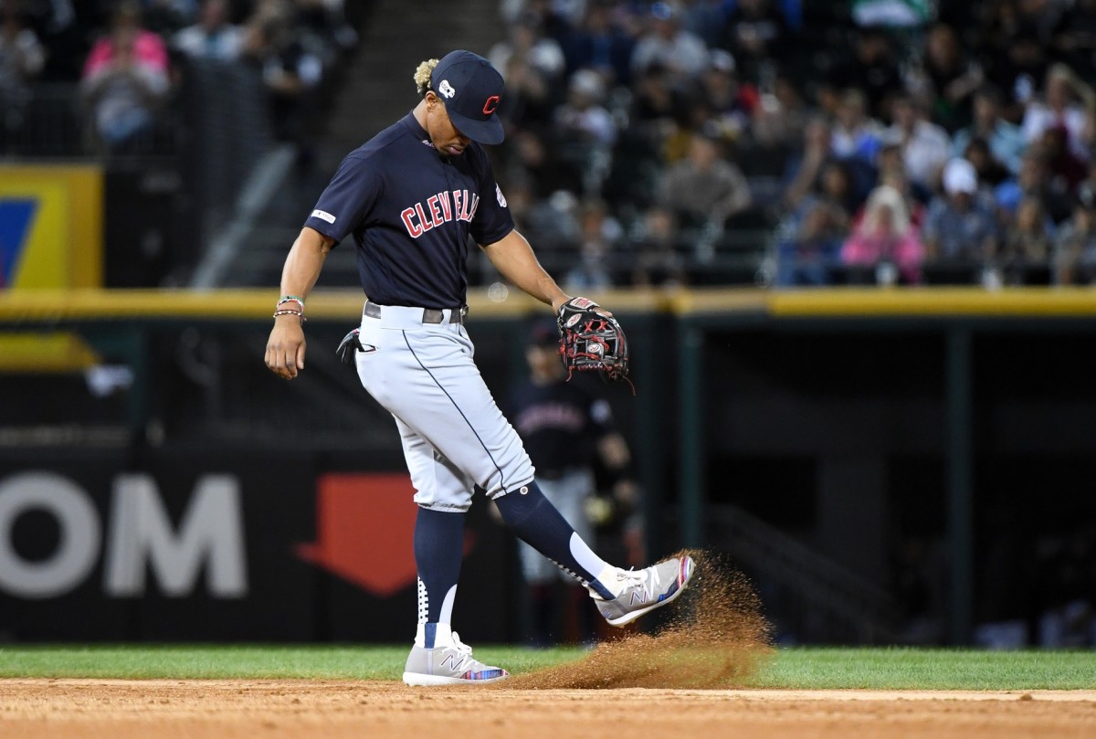 How long will Cleveland Indians let the Francisco Lindor decision linger? 