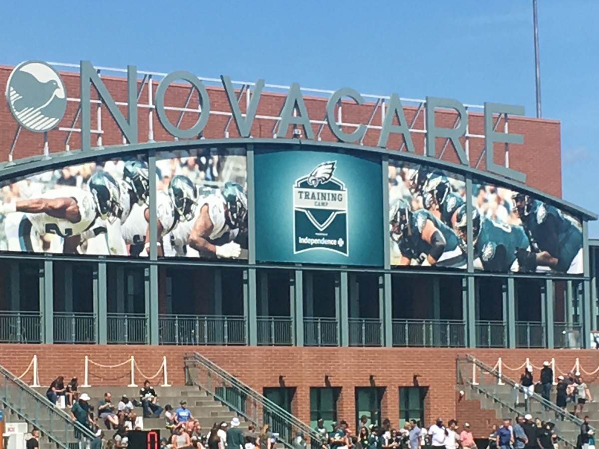 Eagles offer Lincoln Financial Field for free wedding ceremonies