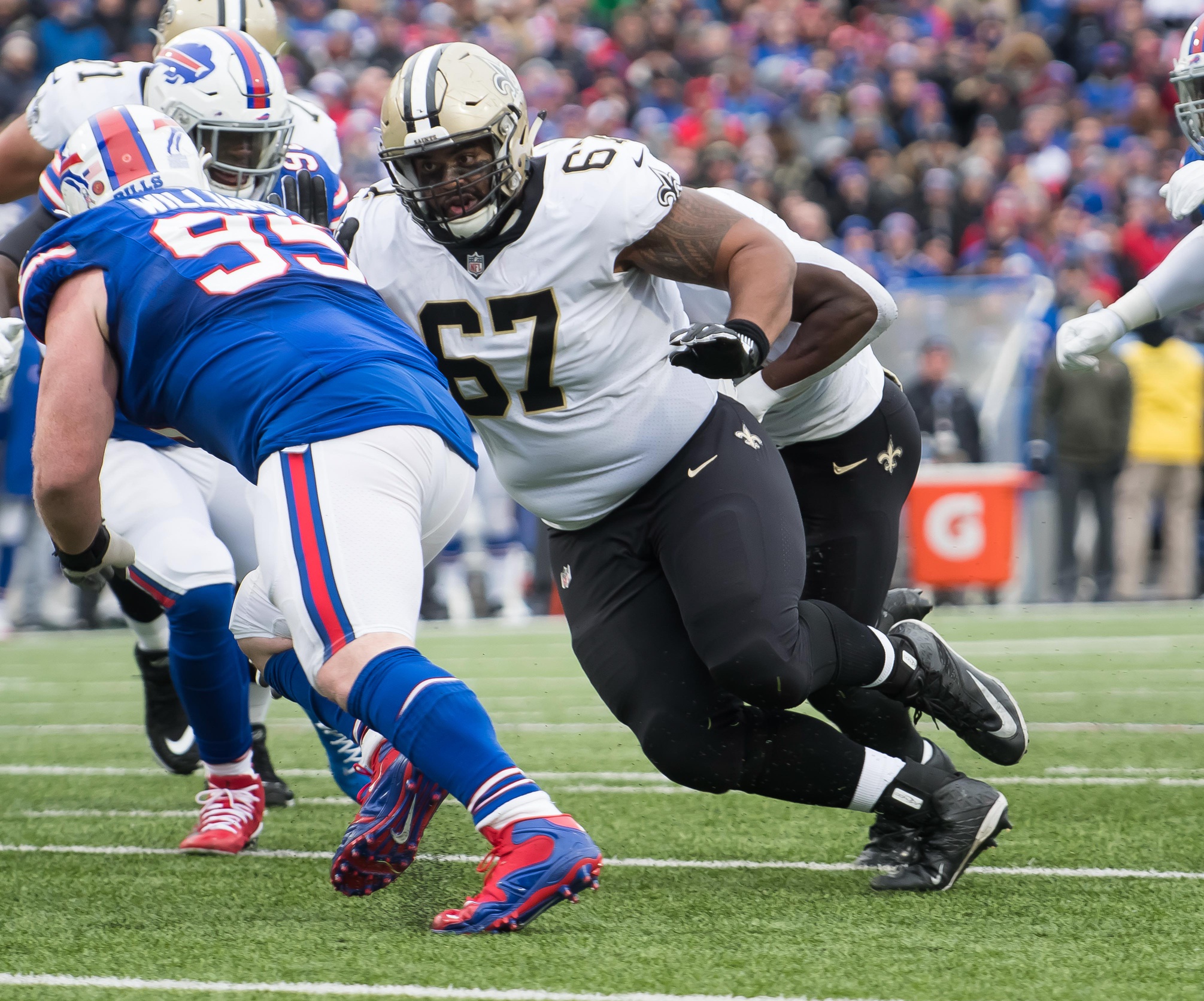 Report: New Orleans Saints cut 3-time Pro Bowl G Larry Warford