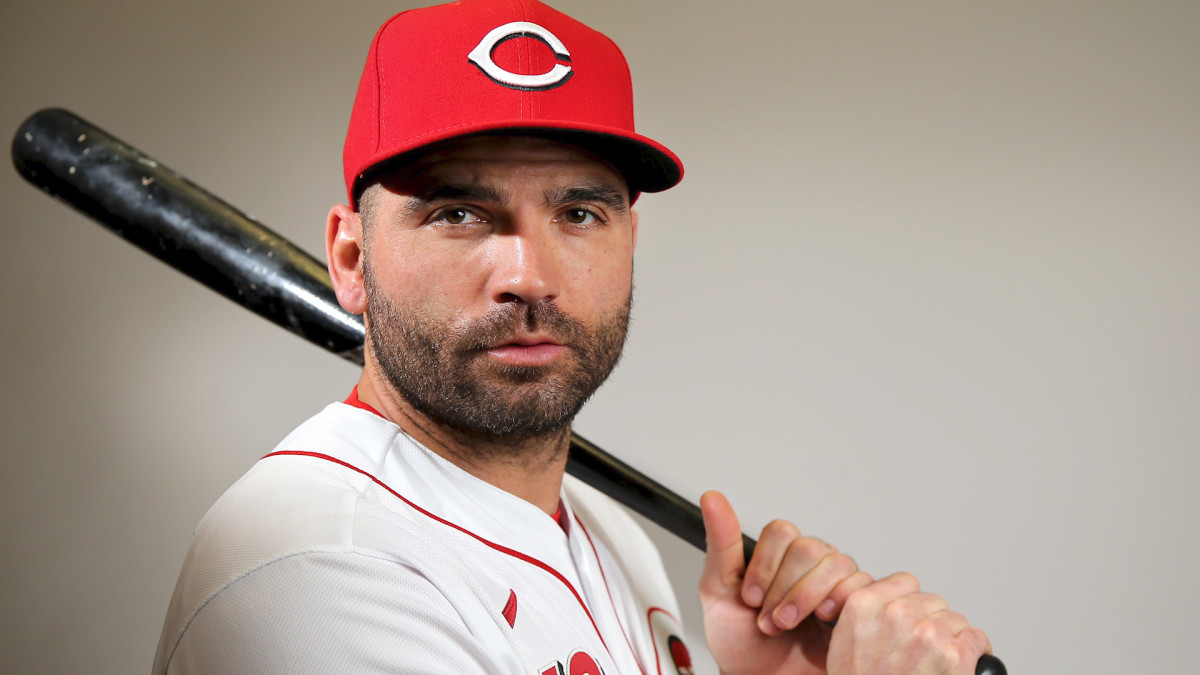 Joey Votto Spotted With Massive Canadian Beard at Redsfest and He