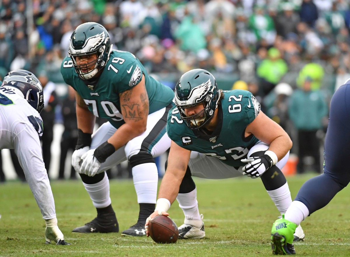 Eagles' Jason Kelce and Jason Peters are getting used to working next to  each other 