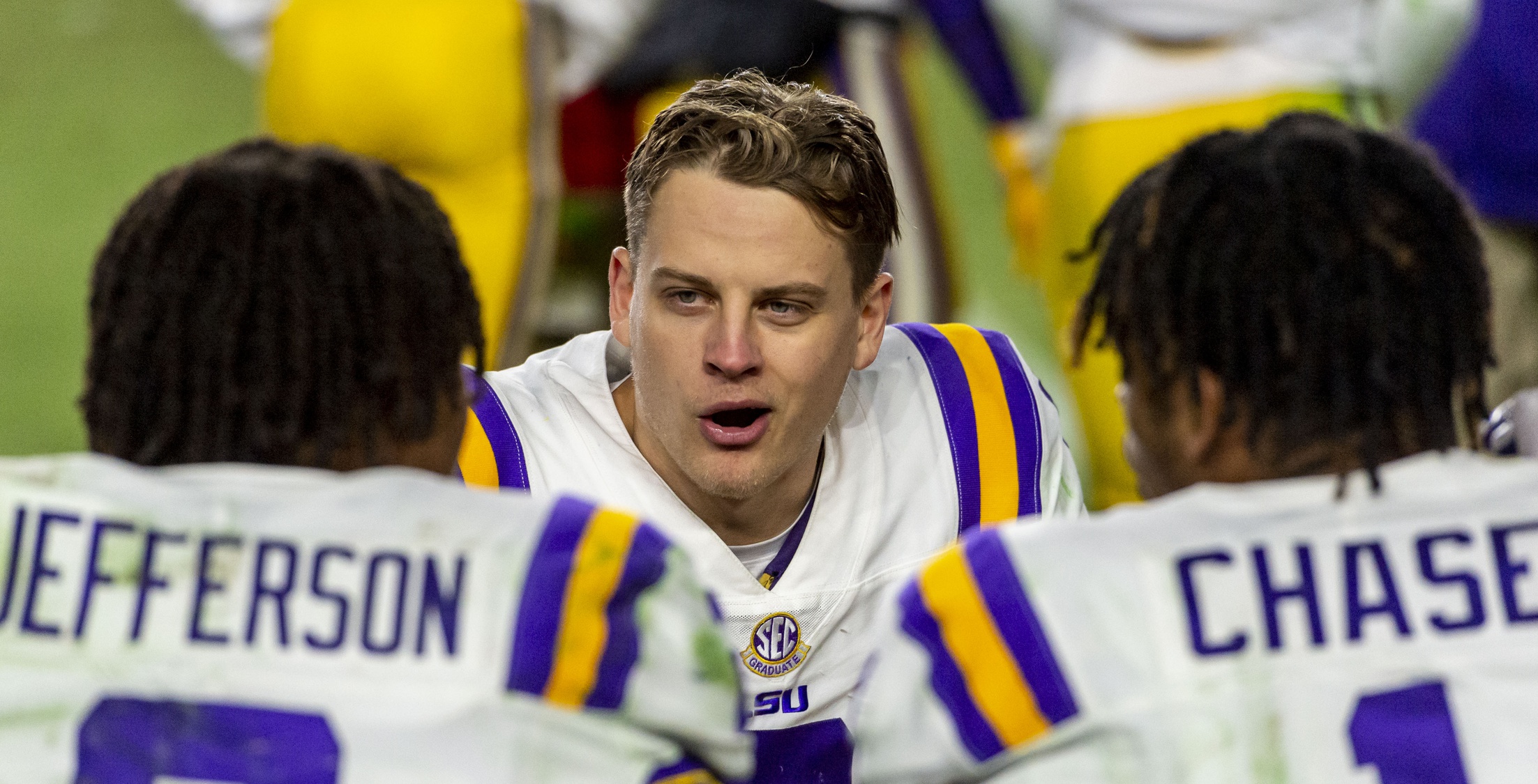 Report: Joe Burrow won over his LSU teammates after practice fight