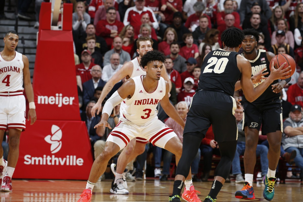 Dozens of College Teams Reach Out to Indiana Transfer Justin Smith ...