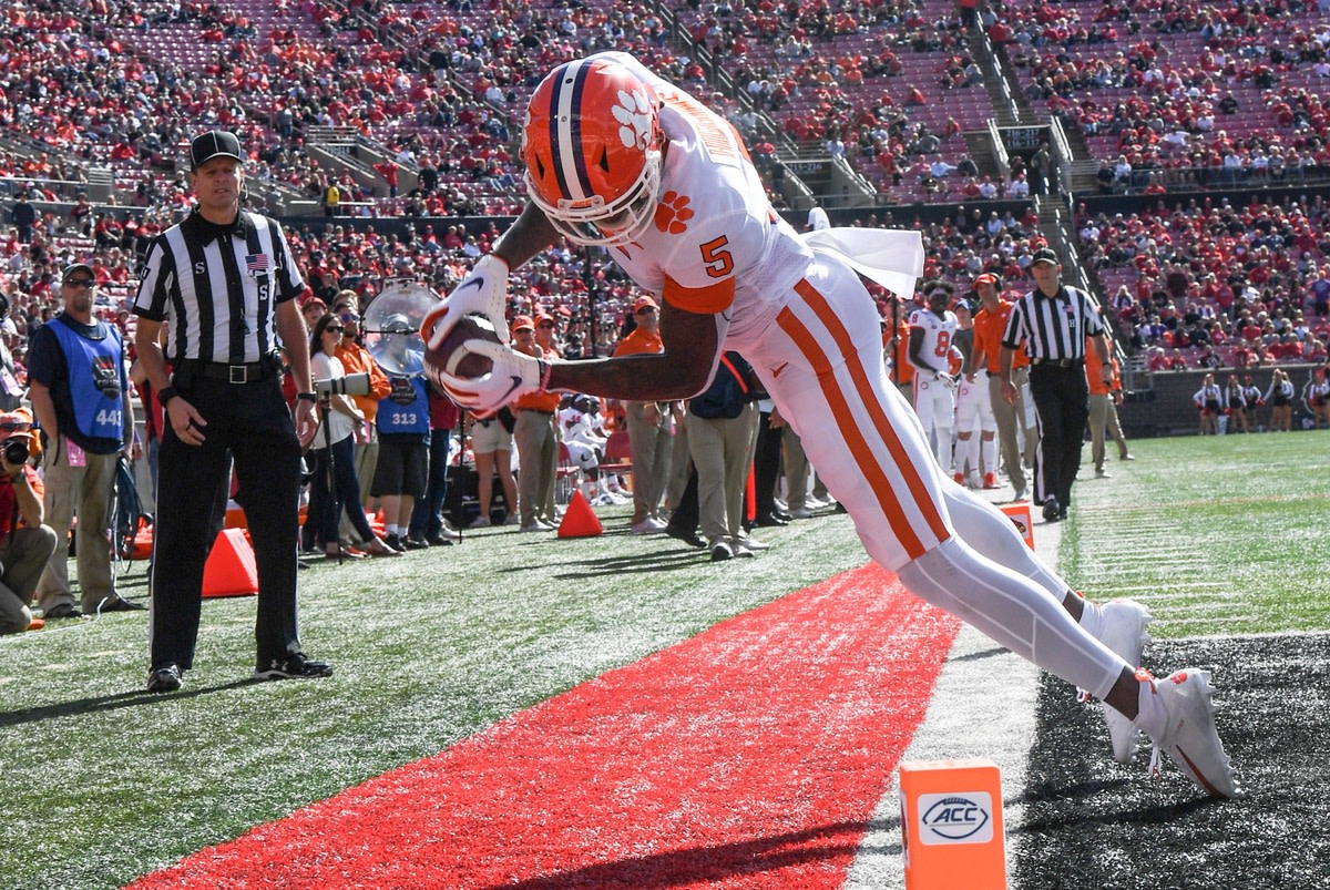 Cincinnati Bengals WR Tee Higgins: Joe Burrow 'is like a magician' - Sports  Illustrated Clemson Tigers News, Analysis and More