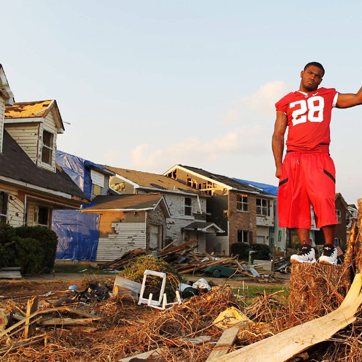 Javier Arenas after the 2011 tornado in Tuscaloosa