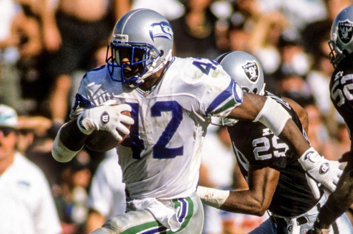 Wednesday Round-Up: Marshawn Lynch, Shaun Alexander Nominated For