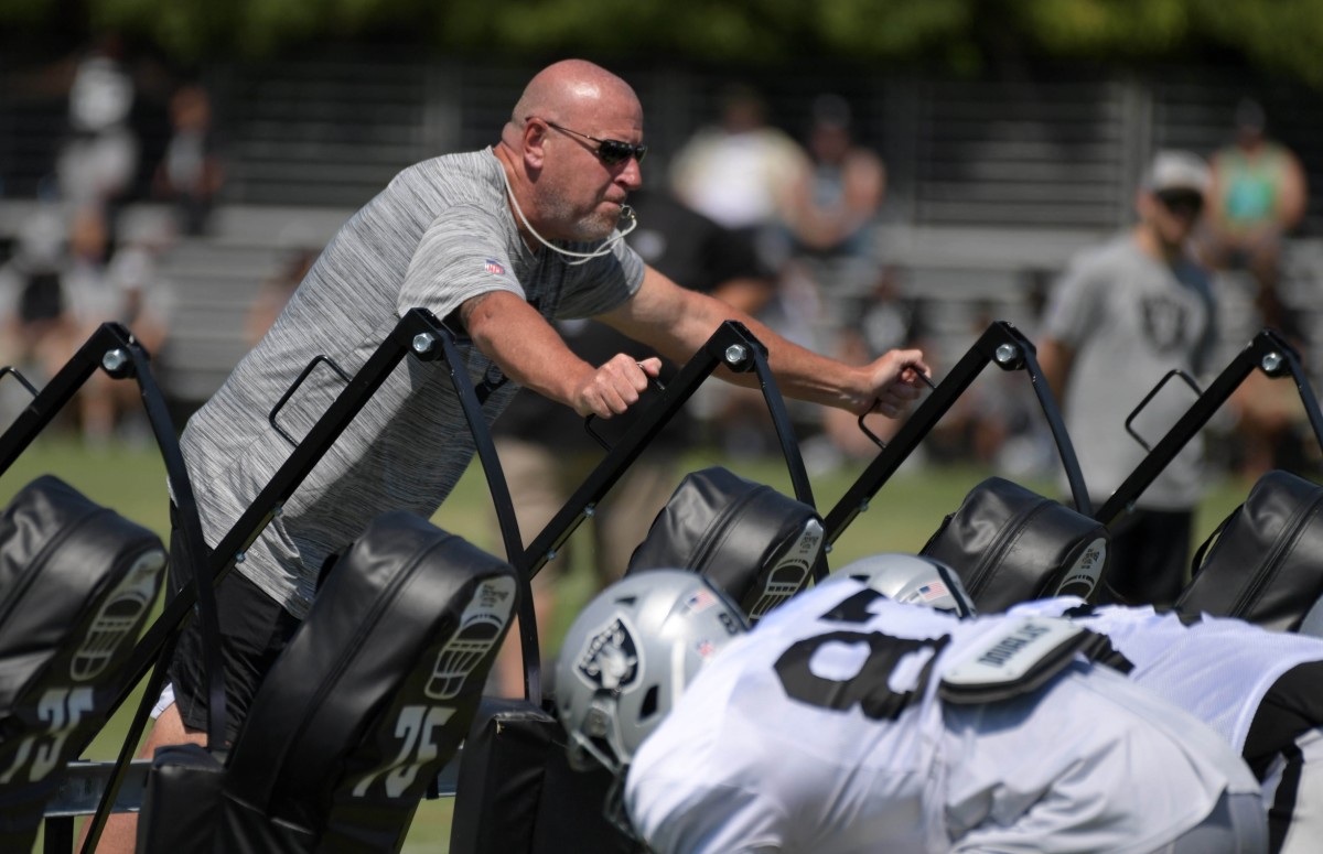 Former Raiders coach Tom Cable fired by Seahawks