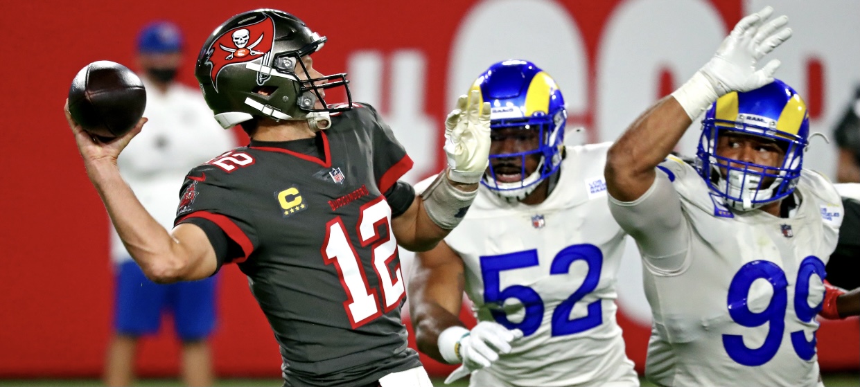 Los Angeles Rams vs. San Francisco 49ers NFC Championship: How to Watch,  Stream and Listen - Sports Illustrated LA Rams News, Analysis and More