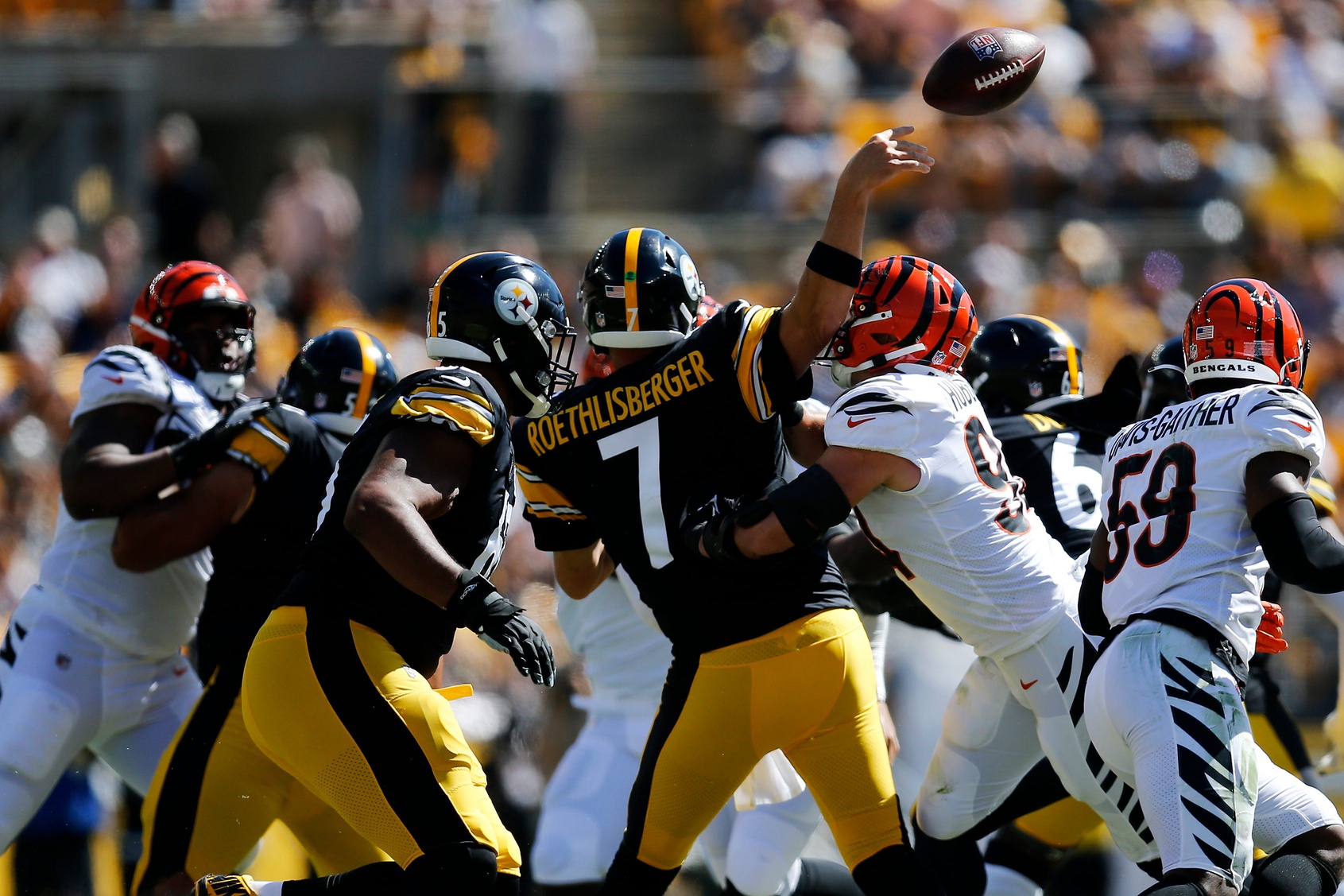 Steelers fall to Bengals, 24-10