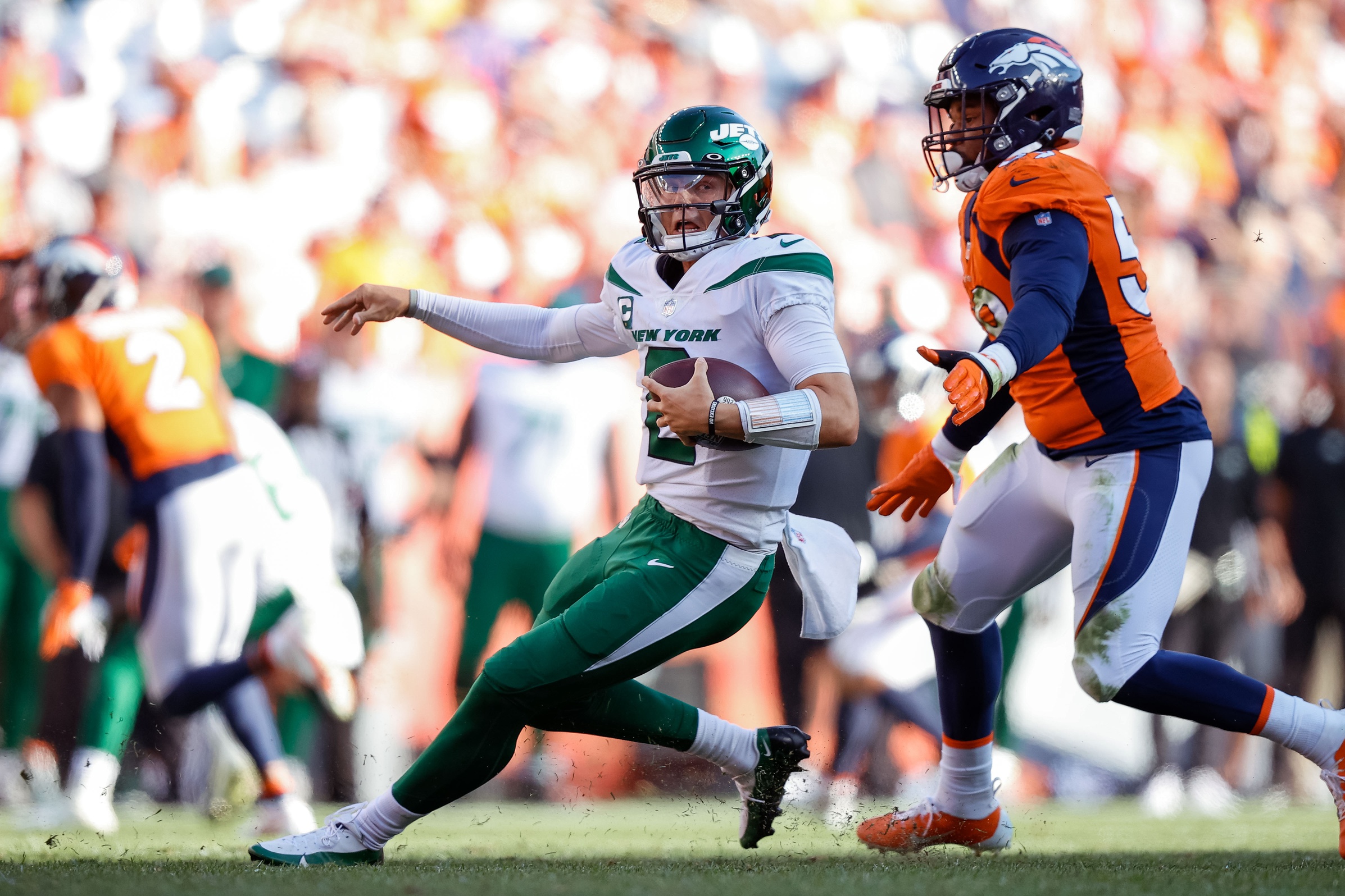 Jets vs. Broncos prediction, Zach Wilson stats and odds: Sunday, 10/23 