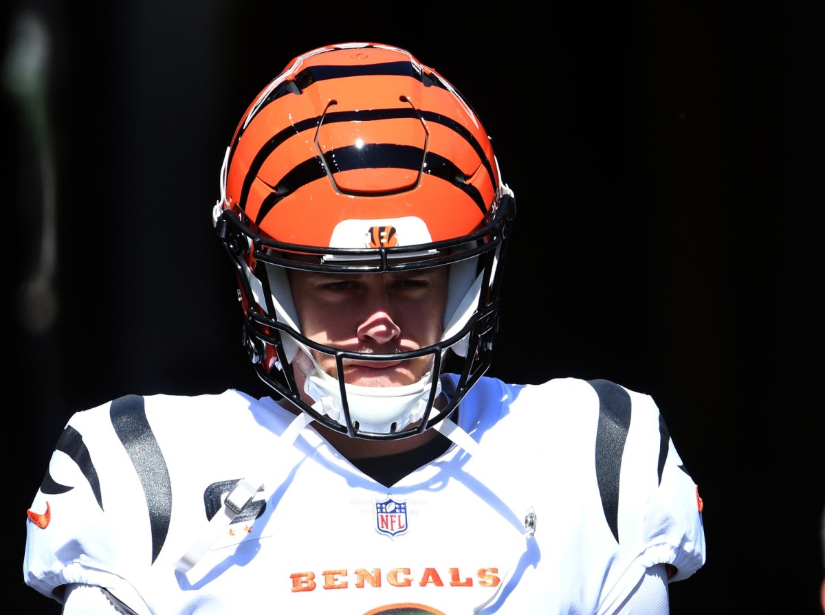 Cincinnati Bengals QB Joe Burrow Wears Funny Halloween Fit Ahead of Monday  Night Football - Sports Illustrated Cincinnati Bengals News, Analysis and  More