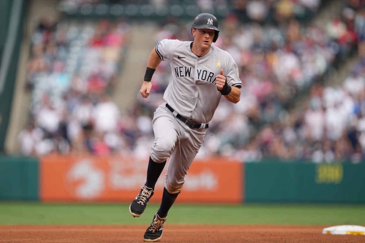 DJ LeMahieu: Yankees star rejoins New York after coronavirus - Sports  Illustrated NY Yankees News, Analysis and More