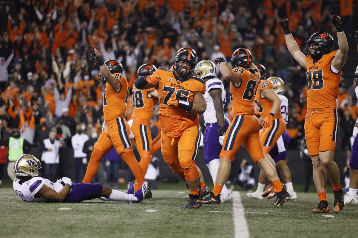 Rewinding No. 23 Oregon State Beavers' 24-21 loss to Washington Huskies 