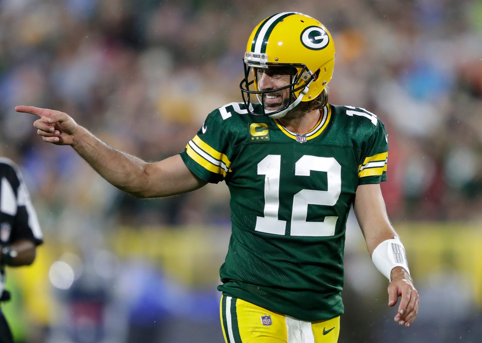 Cal in NFL: Aaron Rodgers Struggles in Season-Opening Loss Again - Sports  Illustrated Cal Bears News, Analysis and More