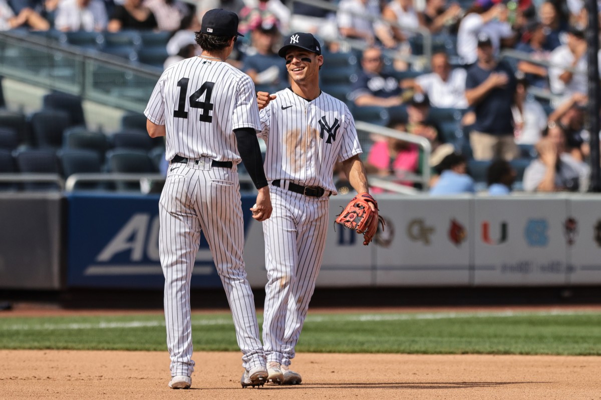 DJ LeMahieu could rejoin Yankees next week, but that's not a sure