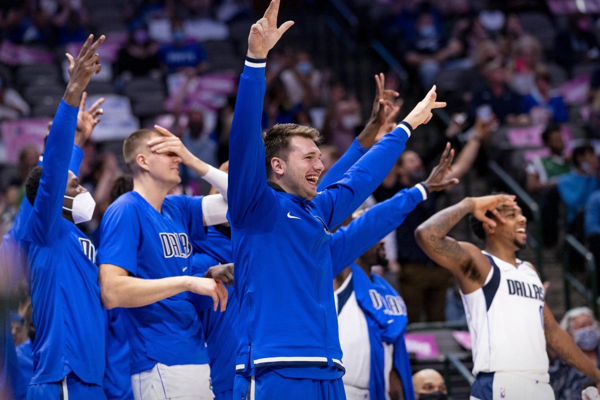 New Dallas Mavs Take The Floor: GAMEDAY vs. Los Angeles Clippers