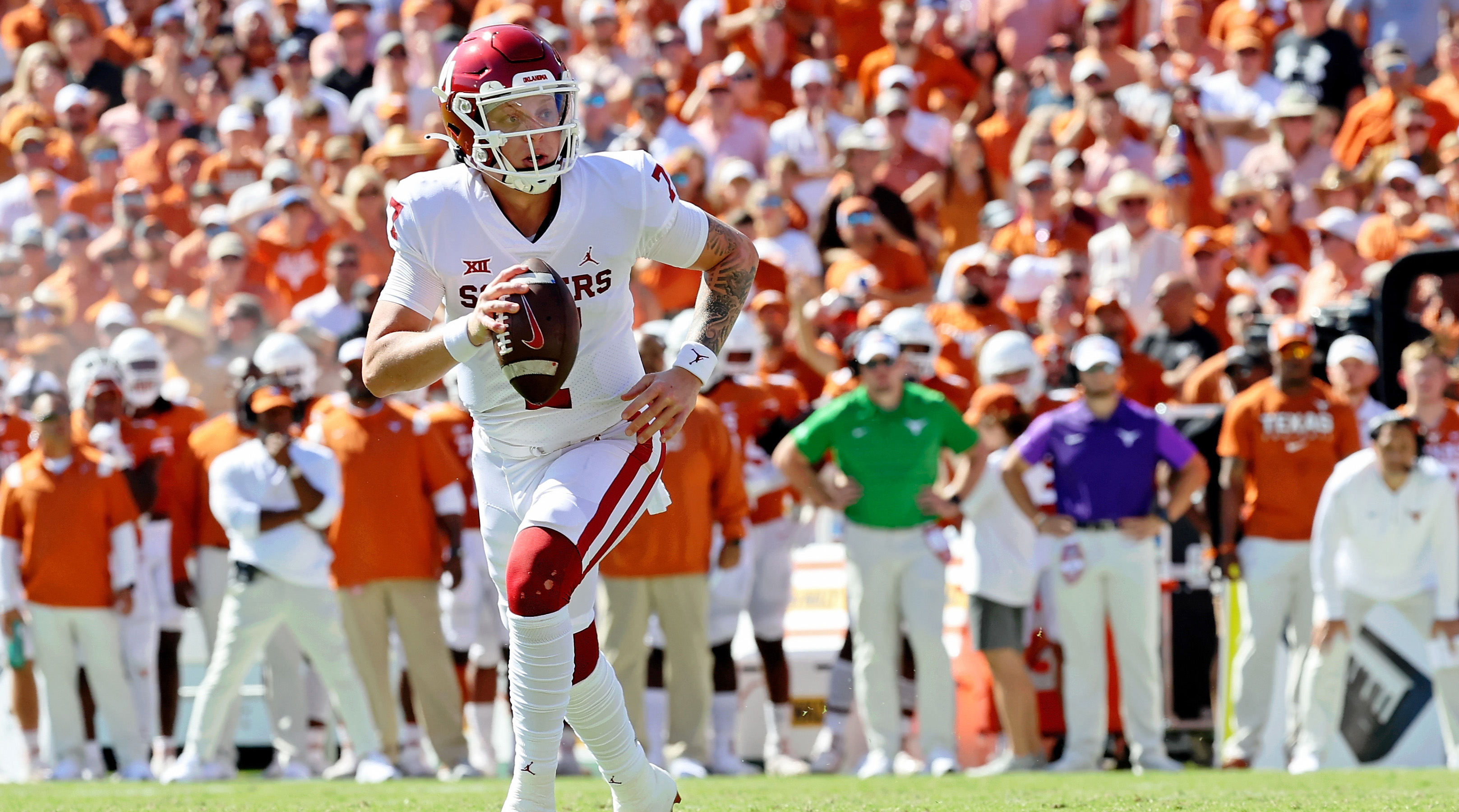 Oklahoma Benches QB Spencer Rattler, Wins Red River Showdown Vs. Texas ...