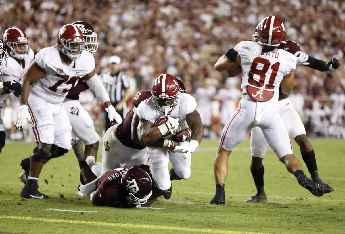 Alabama has Confidence in Running Backs Behind Brian Robinson Jr ...