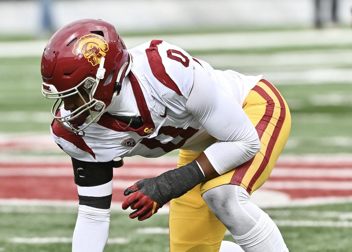 watch-usc-freshman-korey-foreman-earns-first-career-sack-against-utah